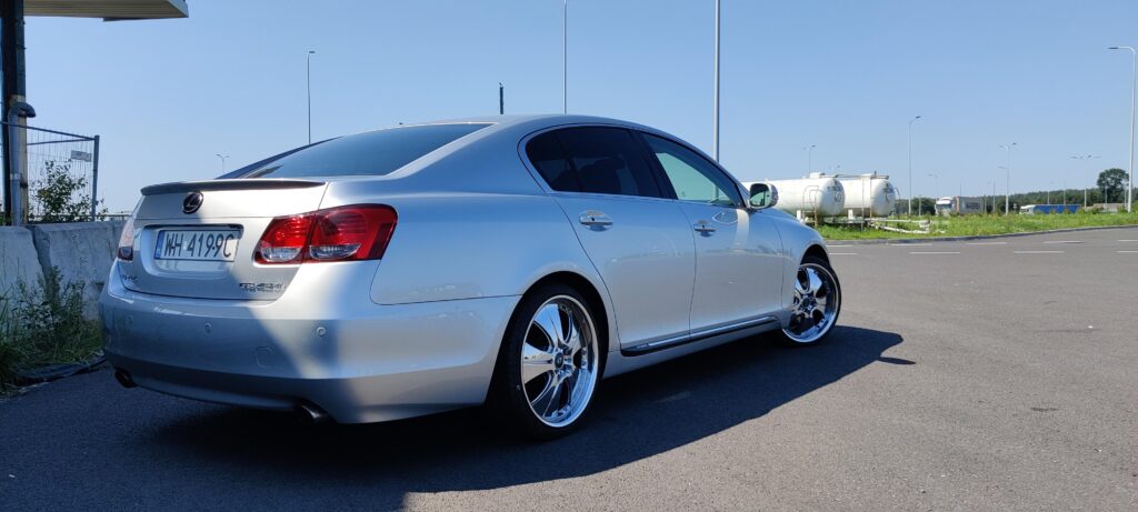 Can I paint chrome wheels?