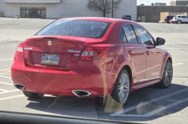 Seen this pretty clean Suzuki Kizashi today, they aren't too common here.