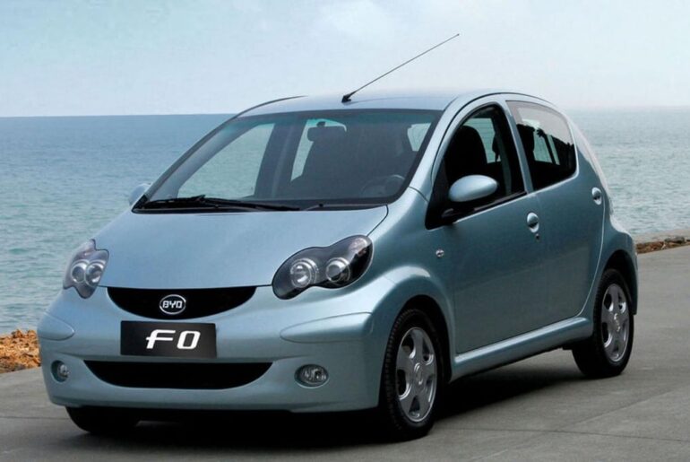 The BYD F0@F1 is a compact supermini with the design is an unlicensed copy of the European Toyota Aygo/Peugeot 107/Citreon C1
