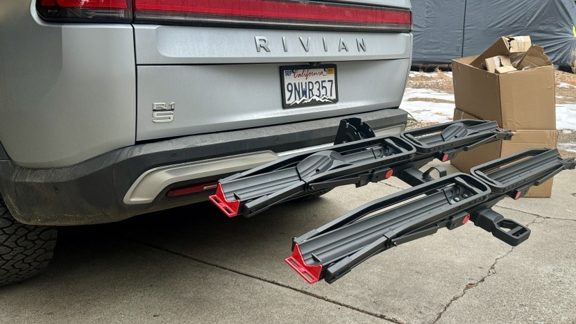 bike rack - fully assembled and ready to go. the hollywood crosstrack 2 is a...