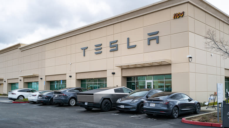Rocklin, CA, U.S.A. - Feb. 13, 2025: Exterior entrance of a Tesla Service and repair center with cybertruck. Controversy arose this week over a possible government purchase of armored cybertrucks.