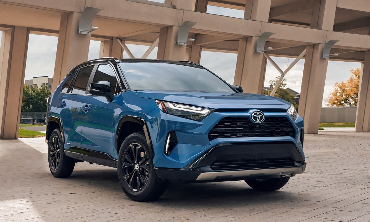 <p>2025 Toyota RAV4 Hybrid</p>Toyota