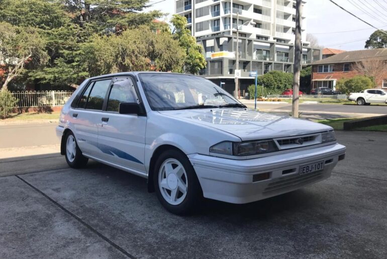 1990 Nissan Pulsar Reebok the official car of?