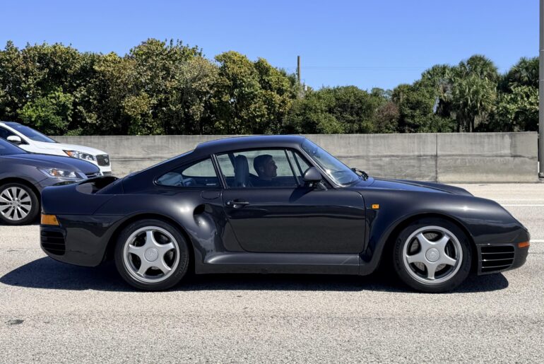 Do you even 959 bro? [Porsche 959] one of just 337 produced