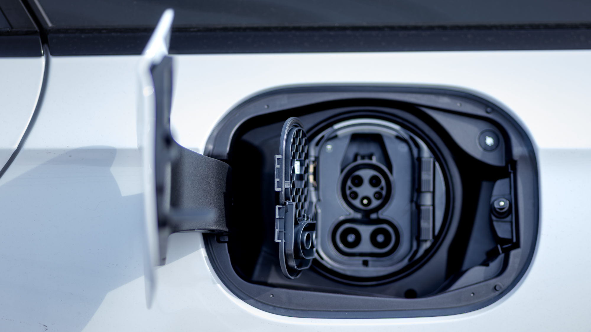 2026 Mercedes-AMG E53 Hybrid Wagon review.