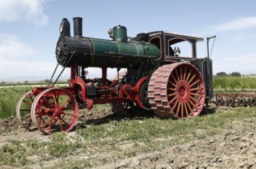 Avery steam tractor