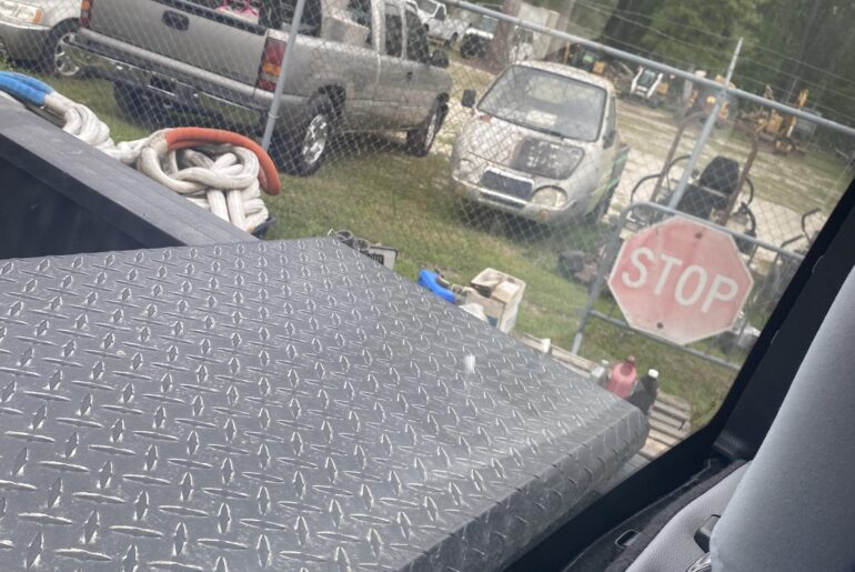 Mysterious three wheeled truck