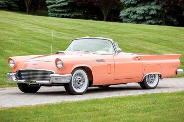 1957 Ford Thunderbird