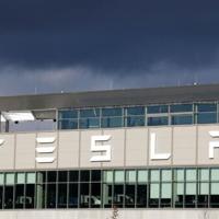 Showdown looms between Tesla and German union