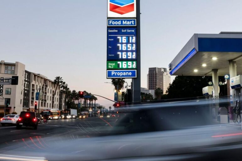 Analysts: $4 gas won’t spark an electric vehicle buying spree