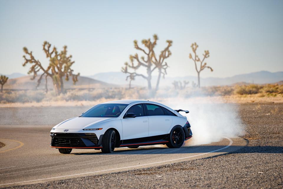 <p>Hyundai</p>