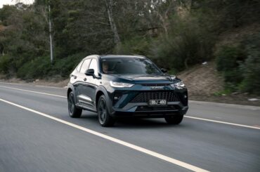 Which plug-in hybrids offer the longest electric driving range?