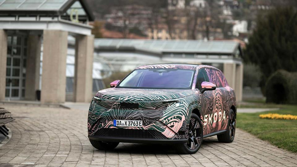 2027 Skoda Peaq teaser