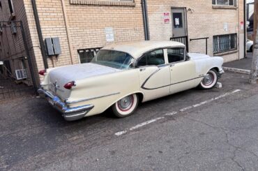 Olds Ninety-Eight