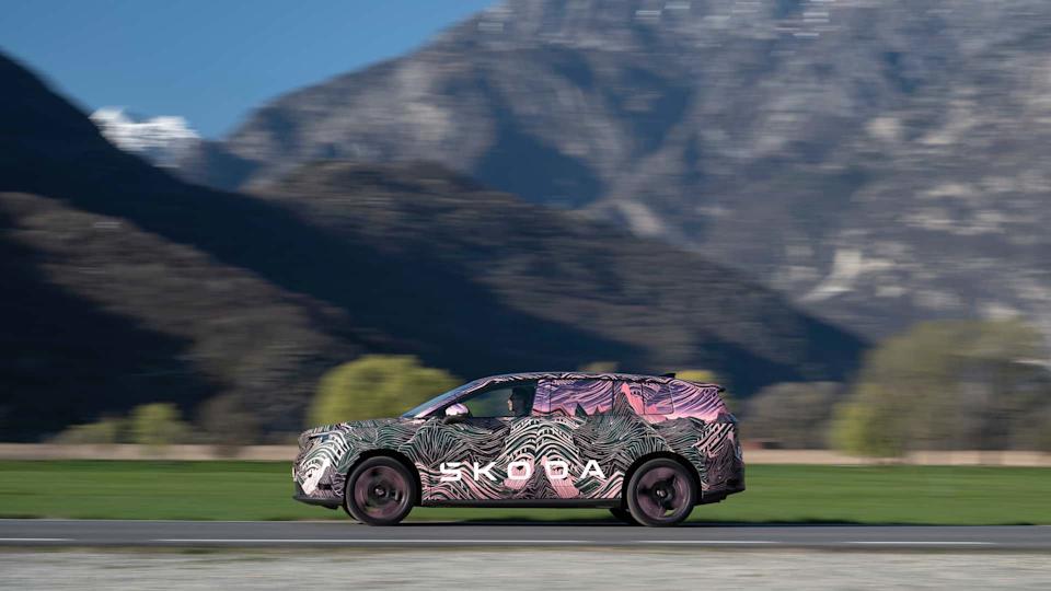 2027 Skoda Peaq teaser