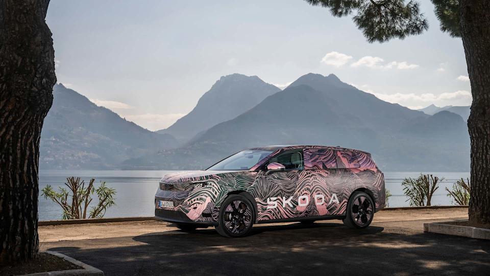 2027 Skoda Peaq teaser