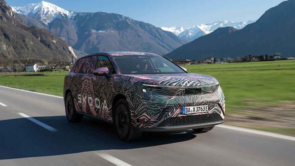 2027 Skoda Peaq teaser