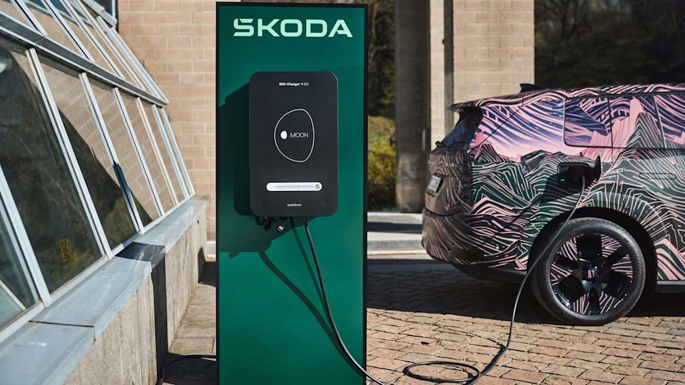 2027 Skoda Peaq teaser