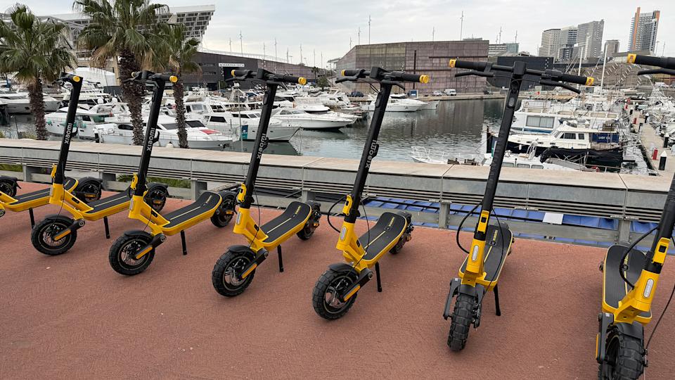 Xiaomi Scooter 6 Ultra ride