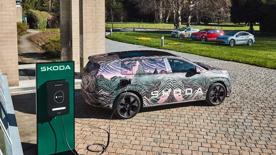 2027 Skoda Peaq teaser
