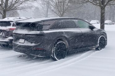 [Lucid Gravity Grand Touring] spotted parked during a snowstorm in upstate NY earlier this winter (December 10th)