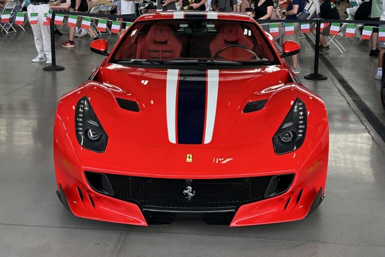 Ferrari F12 TDF [2439x2439]