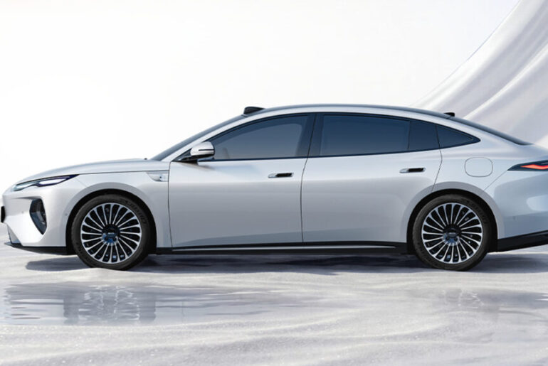 China's Car Market Readies March Rebound as Automakers Begin Product Offensive