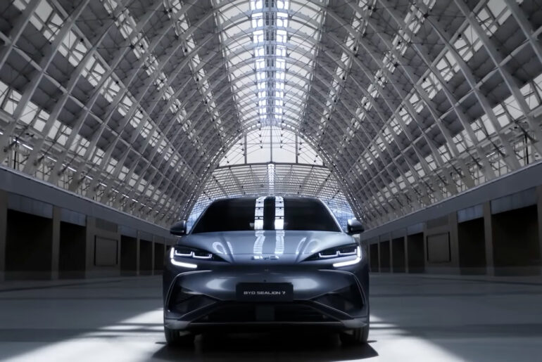 BYD's Pakistan Partner Secures UK Development Financing for Country's First Plant