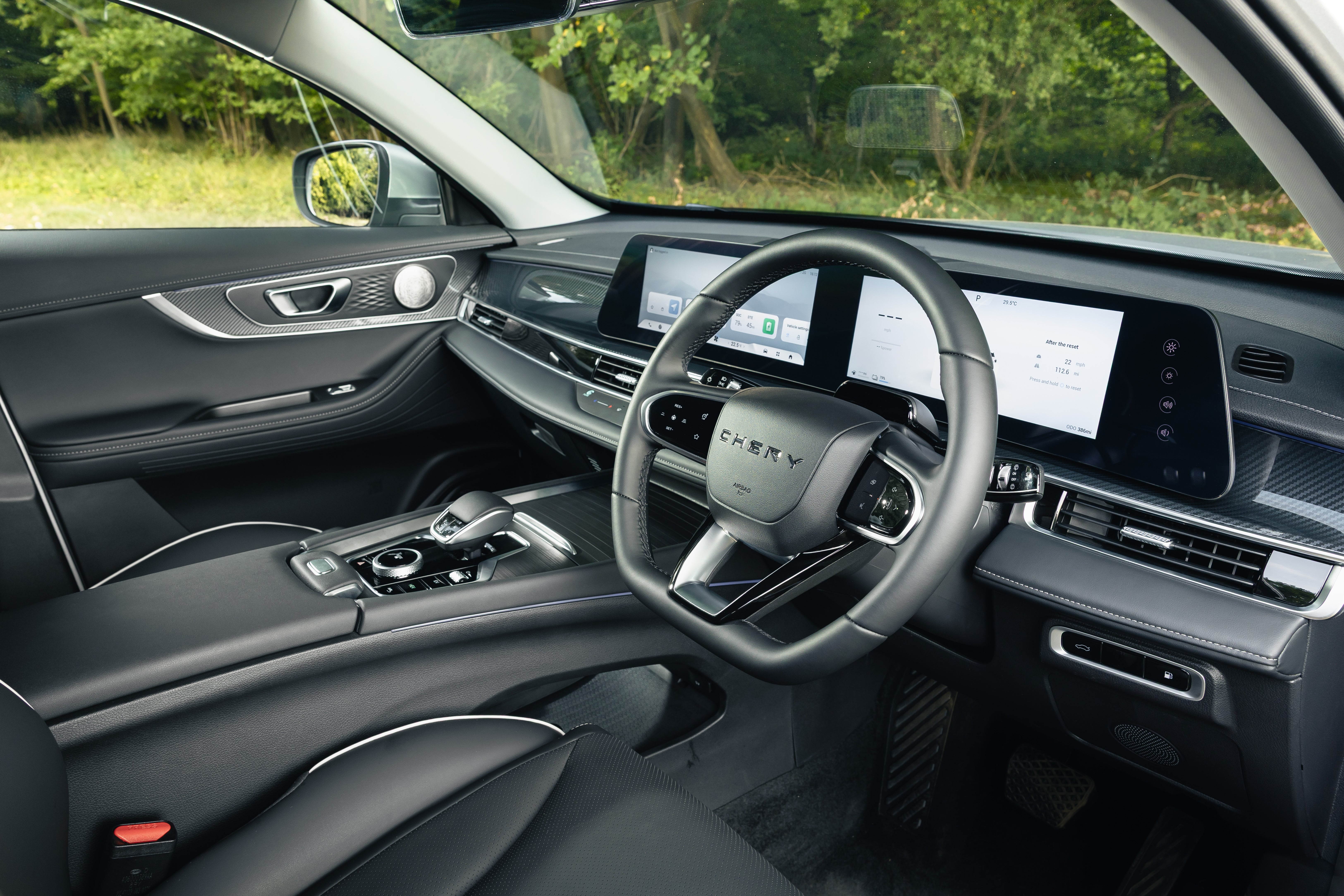 The Chery Tiggo 7's interior boasts high quality and impressive kit