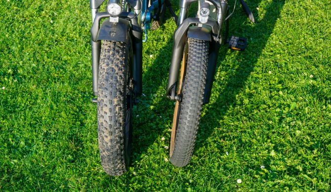 Tire comparison Ride1UP Portola and Heybike Mars Ebike