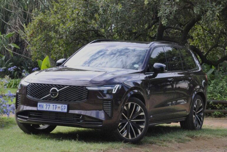 Wrongs rectified as facelift ups plug-in hybrid Volvo XC90's appeal