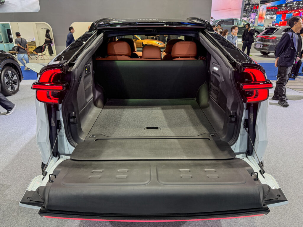 Deepal E07 truck boot cargo bed