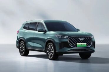 High petrol prices push SUV buyers toward plug-in hybrids