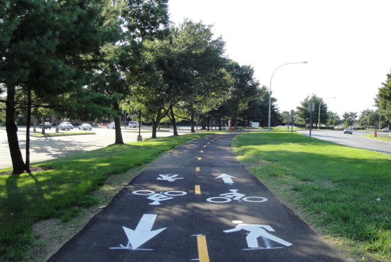 Friday Headlines: Wrong Island Edition