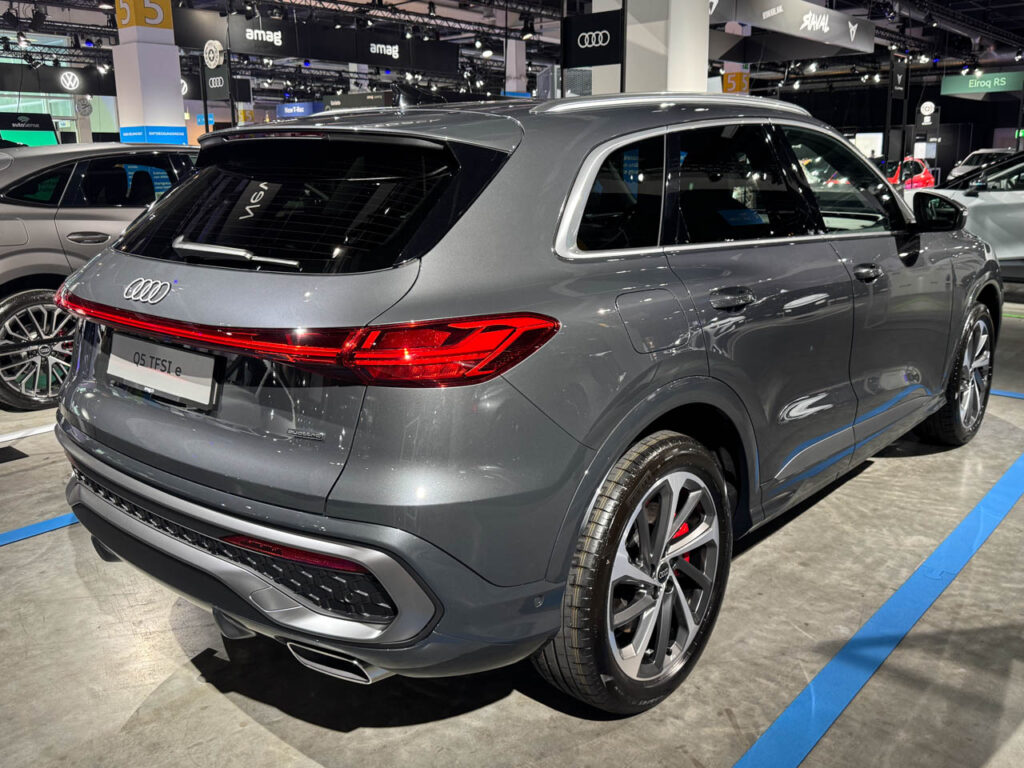 New Audi Q5 eHybrid PHEV rear three quarters