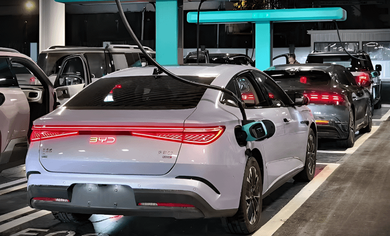 BYD spotted testing 1500 kW Flash Charge in China, nearly triple Tesla V4 power