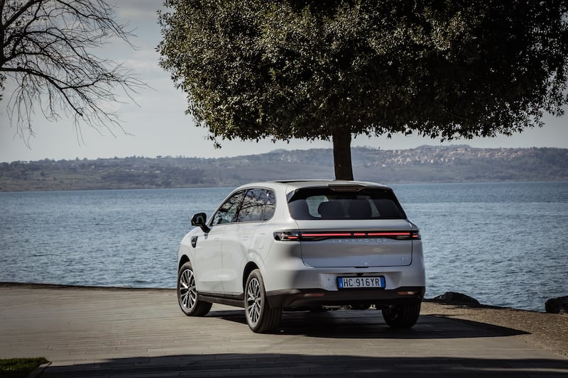 It can travel a claimed 50 miles on electric power. (Leapmotor)