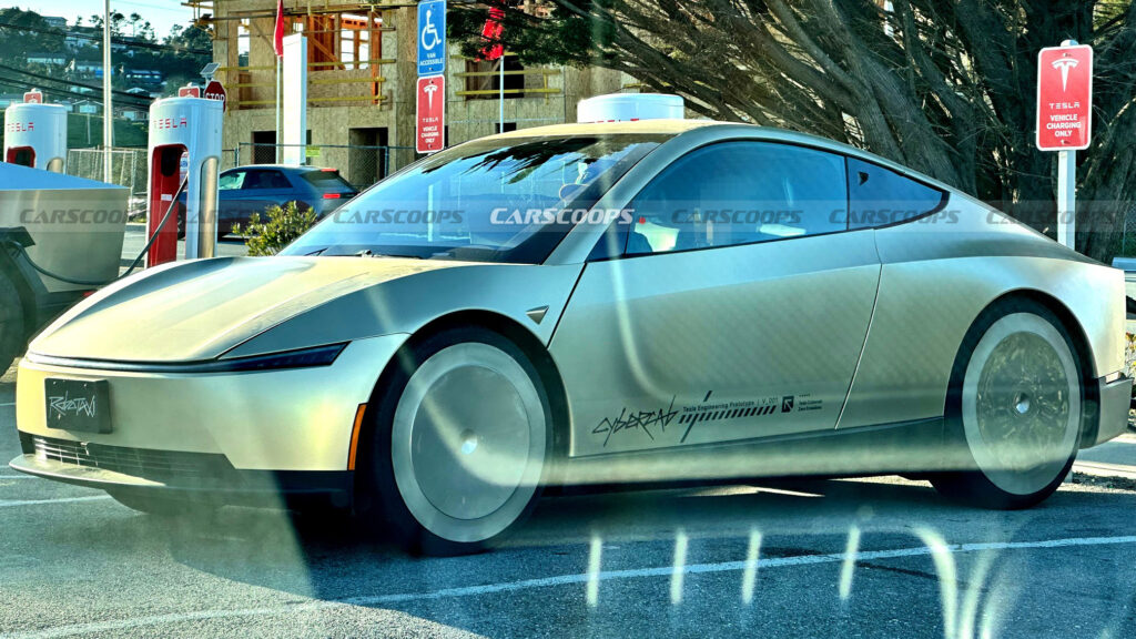  Cybercab Spotted Up Close, Steering Wheel, Panel Gaps And All