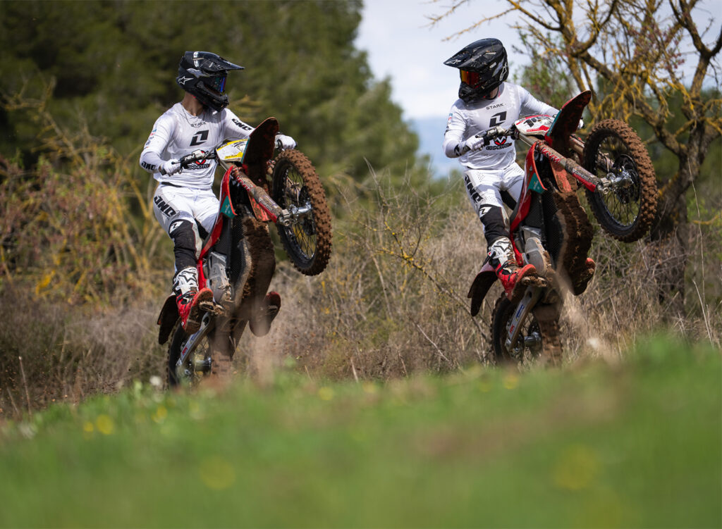 Stark Future enters FIM EnduroGP World Championship with dedicated Race Team - THE PACK - Electric Motorcycle News