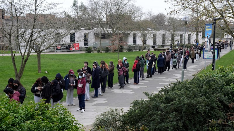 What is meningitis B and why are young people at risk?