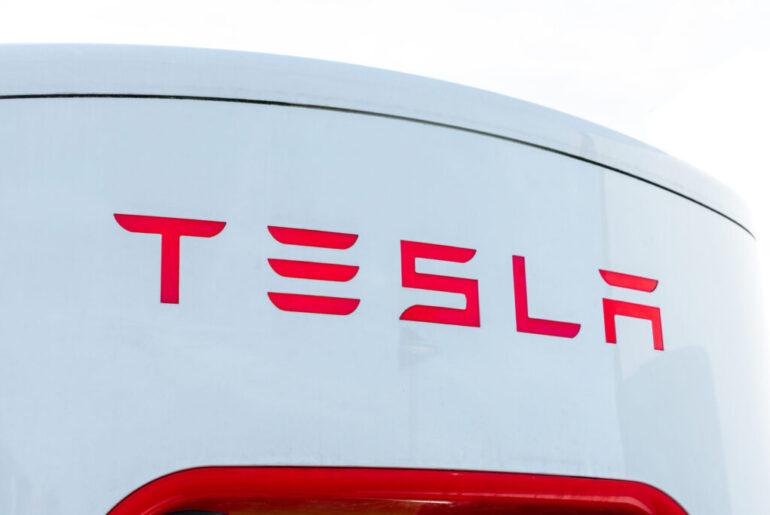 U.S. Auto Safety Agency Deepens Probe into Tesla’s Self-Driving Technology