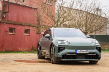 Electric Porsche Cayenne is a powerful preview of brand’s future as it moves upmarket