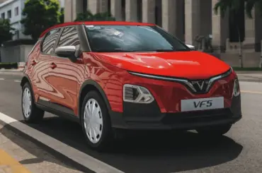 Advertisement - Square Banner