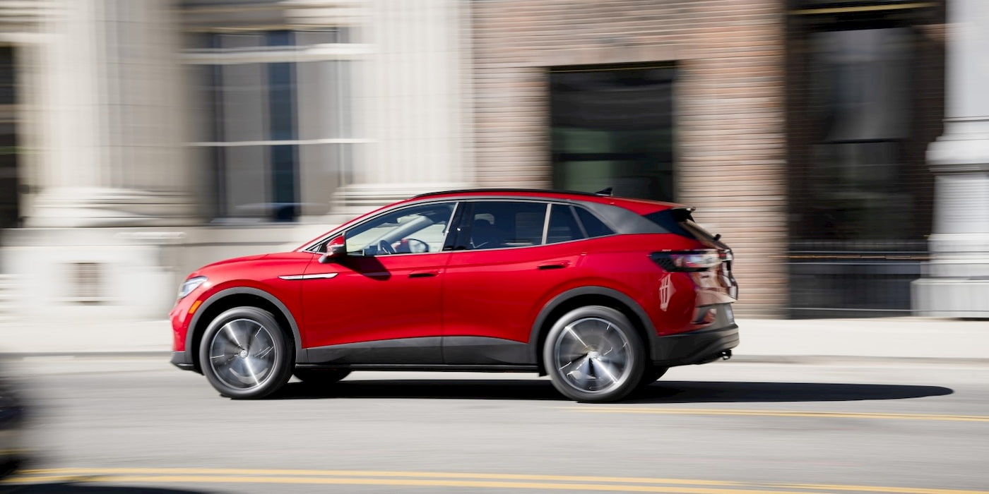 Volkswagen-recalling-EVs