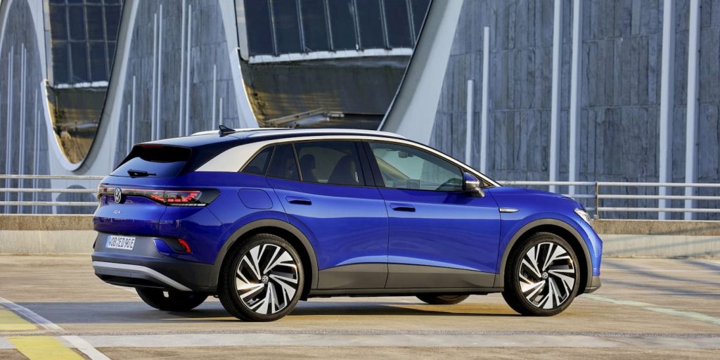 Volkswagen-recalling-EVs