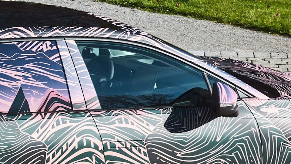 2027 Skoda Peaq teaser