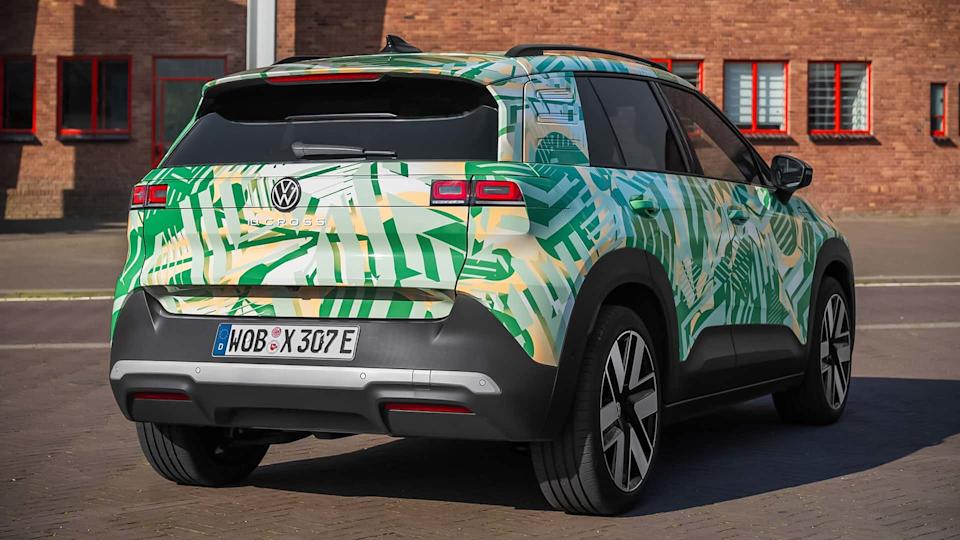 VW ID Cross series version disguised on factory pictures (2026)