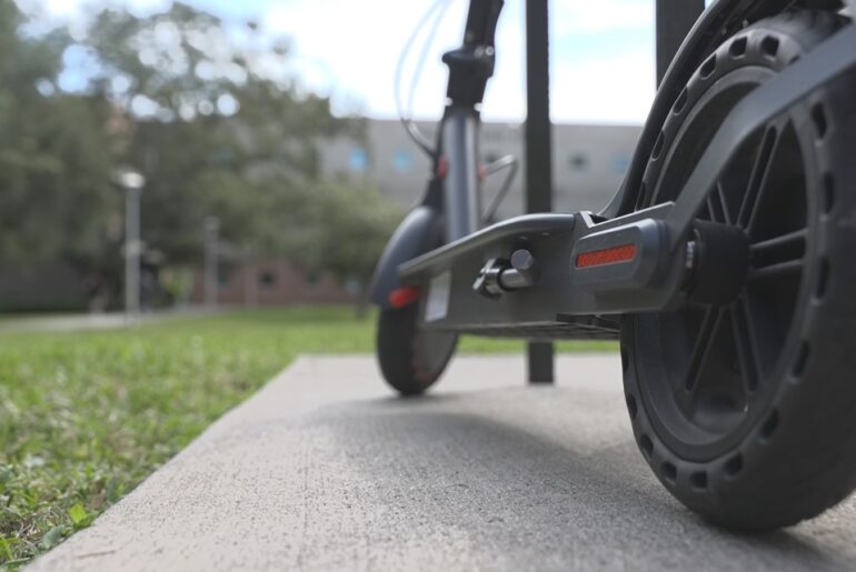 Ankeny ordinance would prohibit e-bike, e-scooter users from going over 20 mph