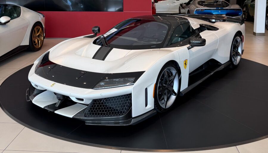 Ferrari F80 [3601×3601]