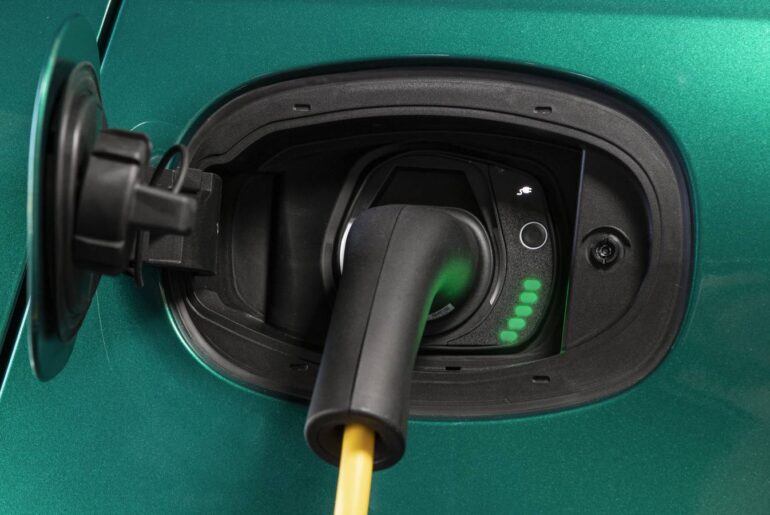 Five-Minute EV Charging: Revolutionizing the Automotive Industry